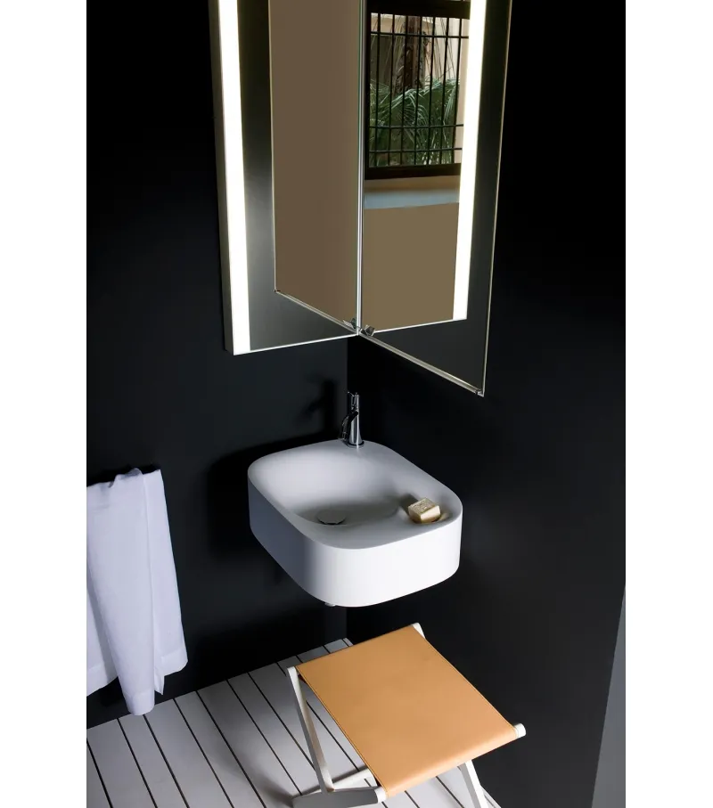 Wall Mounted Washbasin